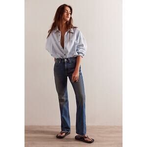 New FREE PEOPLE We The Free Xena Slim Straight Jeans $98 SIZE 28 Curve Ball